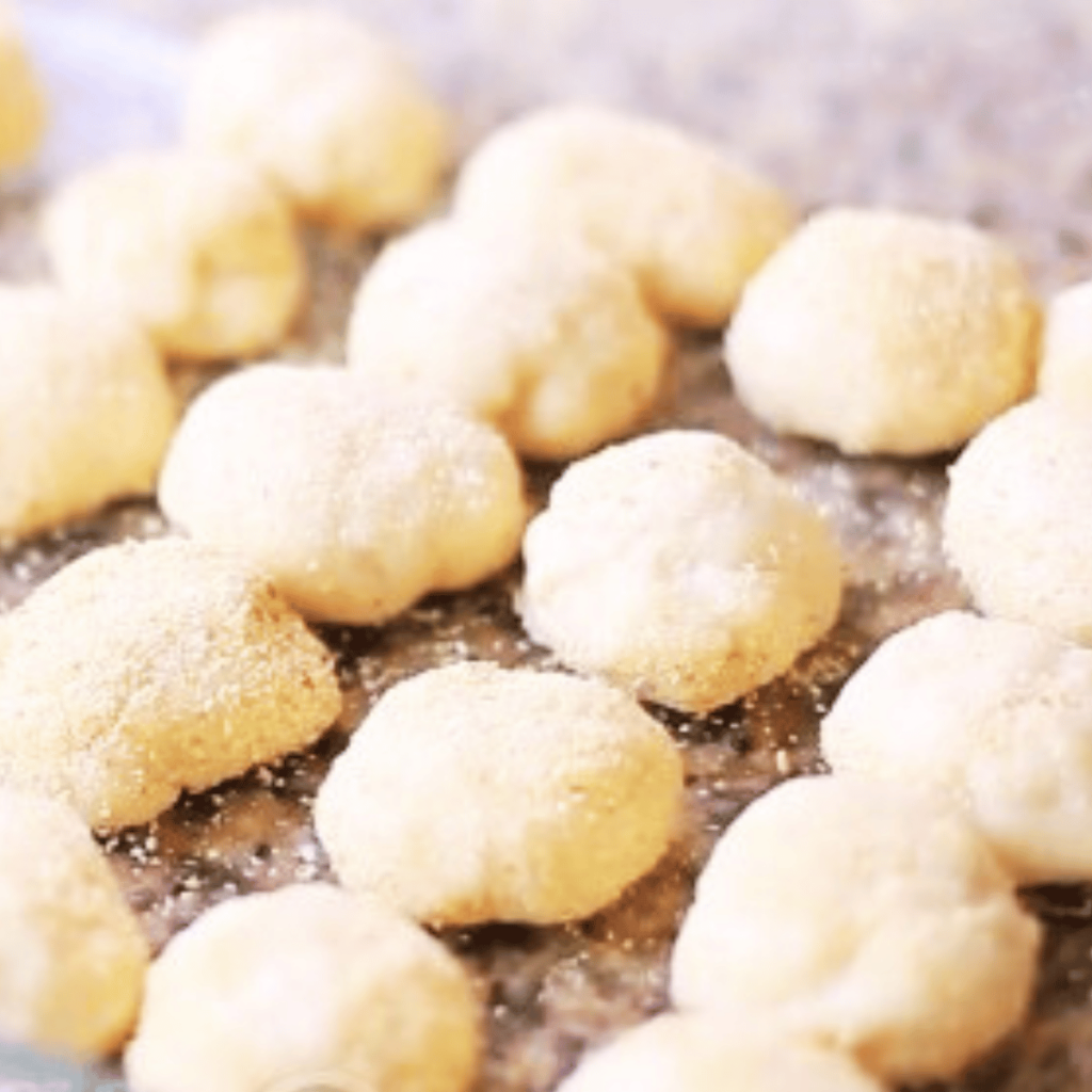 rows of pandesal dough