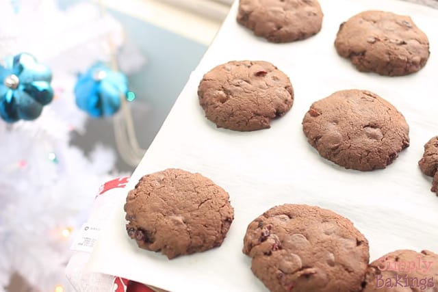 cooling the freshly baked double chocolate cranberry cookies