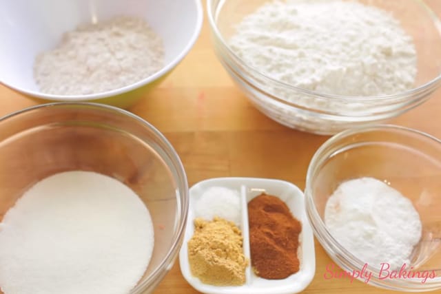 ingredients of the gingersnap cream cookie cups