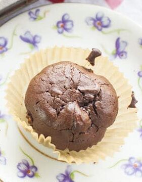 yummy chocolate cupcake with few ingredients