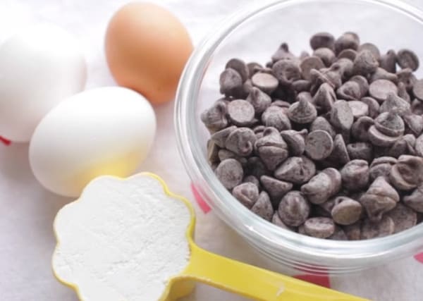 eggs, all-purpose flour and chocolate chips for 3 ingredient cupcake recipe