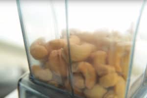 cashews in the blender