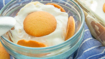 Old Fashioned Banana Pudding in glass bowl