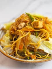 a serving of delicious vegan bam-i