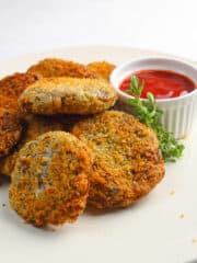 Vegetarian Fish Cakes with tomato sauce