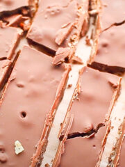 sliced chocolate rice krispies