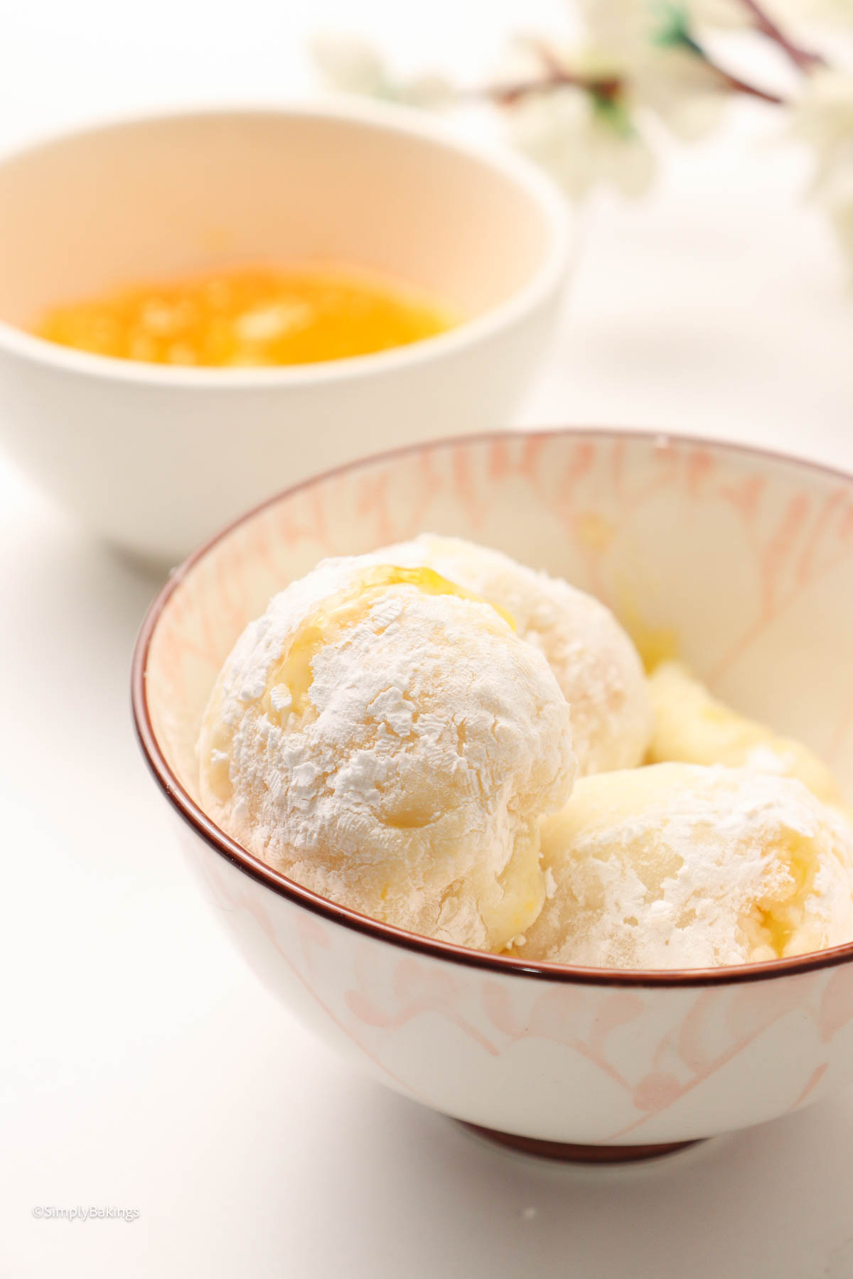 Yummy mochi in a white bowl