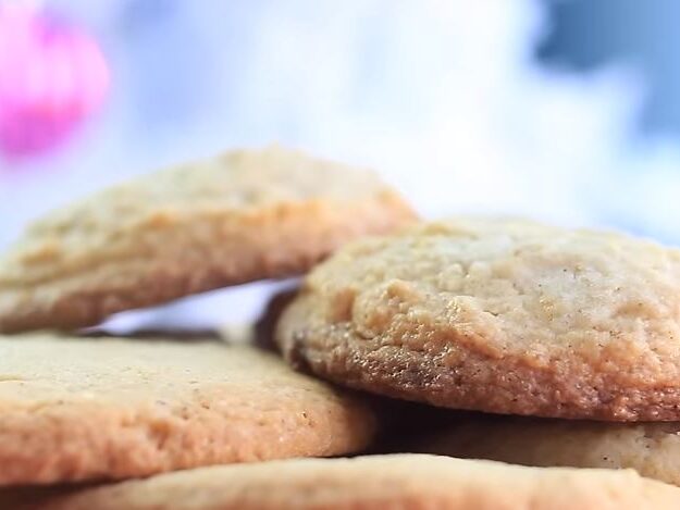 freshly baked snickerdoodle eggnog cookies