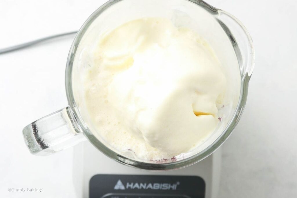 Ice cream and other ingredients added in the blender