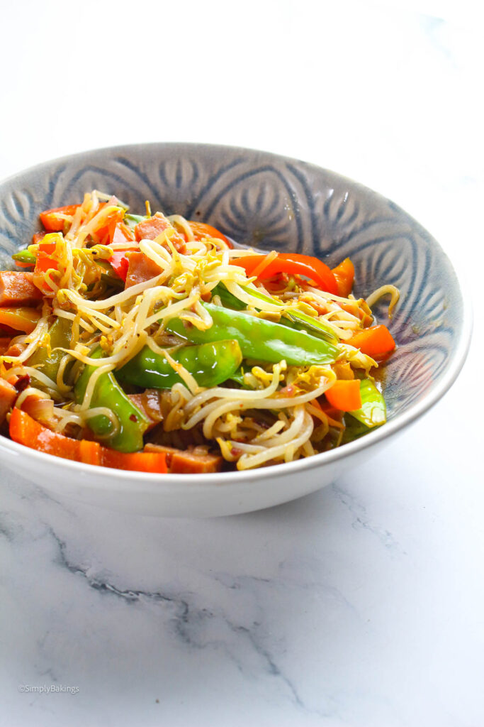 A bowl of Ginisang Togue at the table