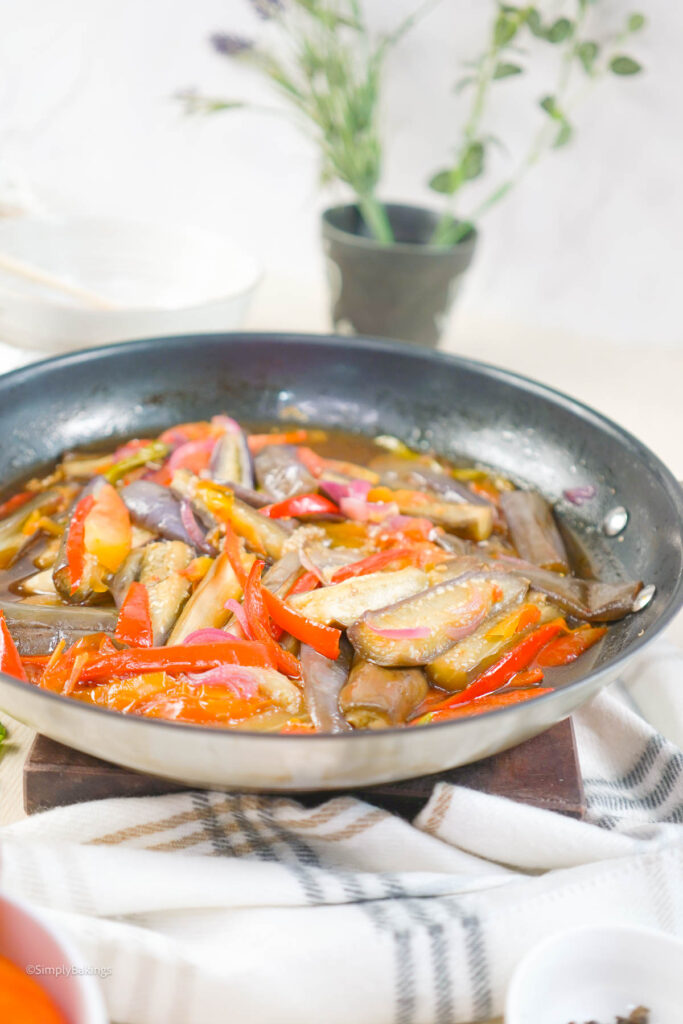 Talong Paksiw in a round pan