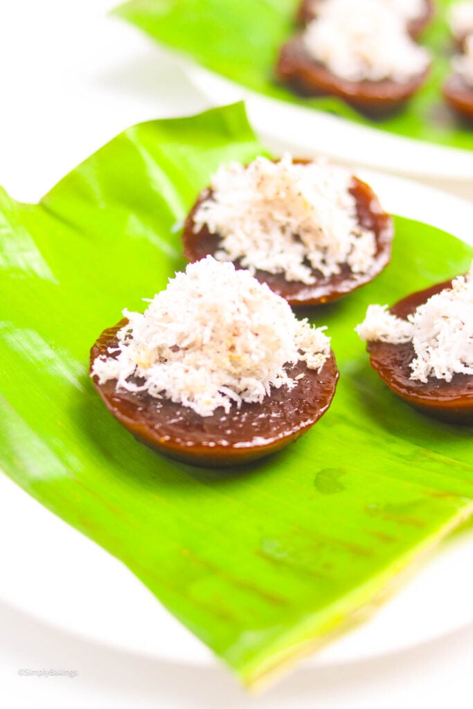 Kutsinta spread on a banana leaf